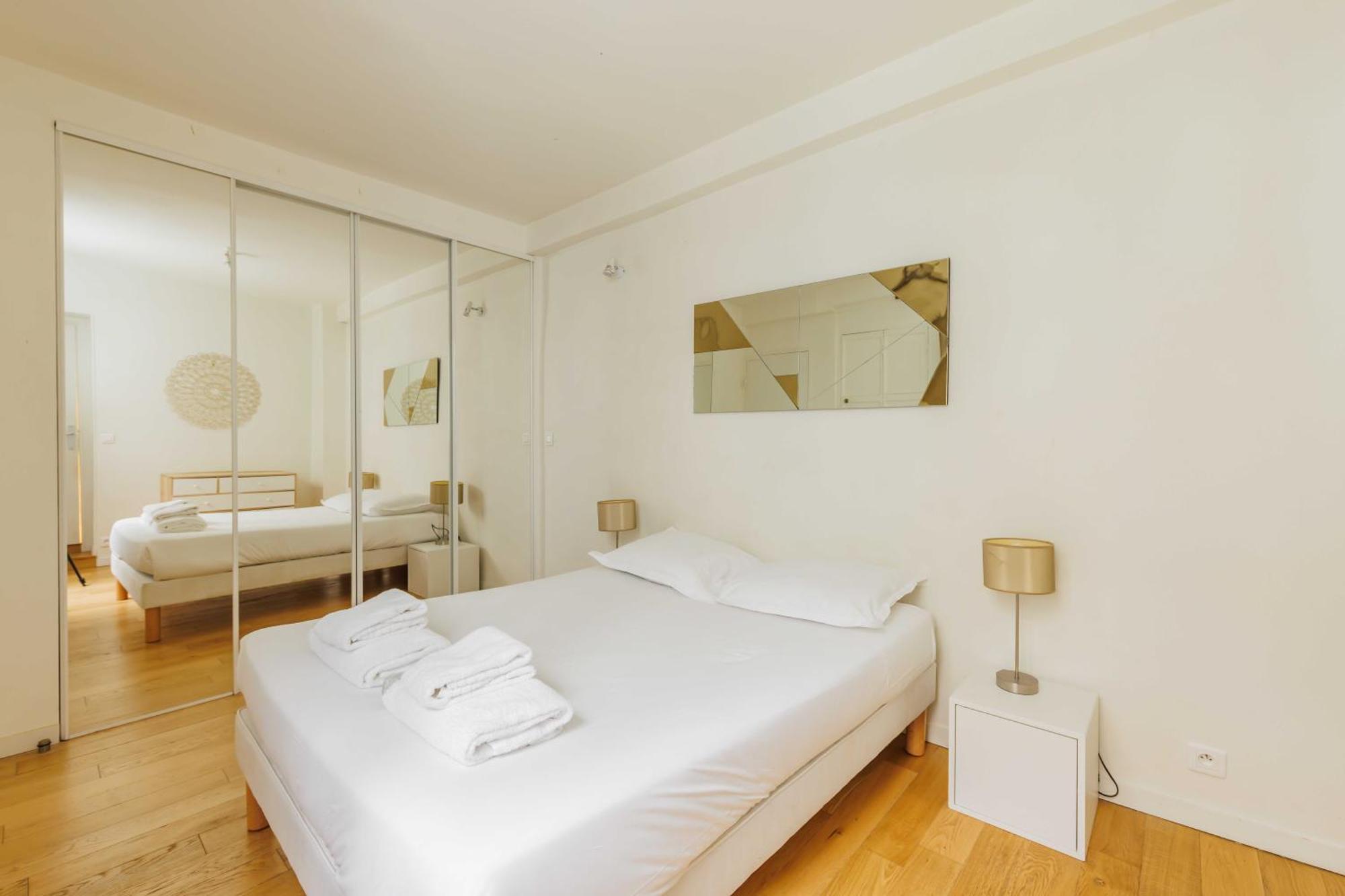 Amazing 1br For 4p - Chatelet * Parijs
